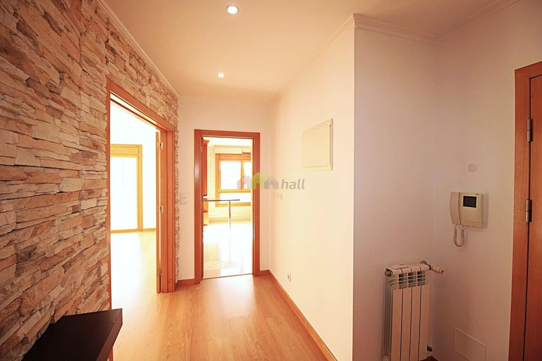 Apartamento T3 para Venda em Odivelas Foto 3