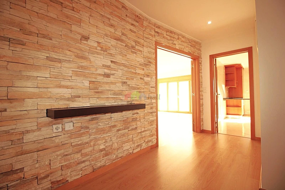 Apartamento T3 para Venda em Odivelas Foto 2