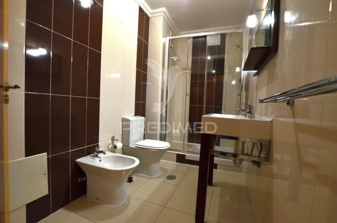 Apartamento T2 para Venda em Albufeira e Olhos de Água Foto 8