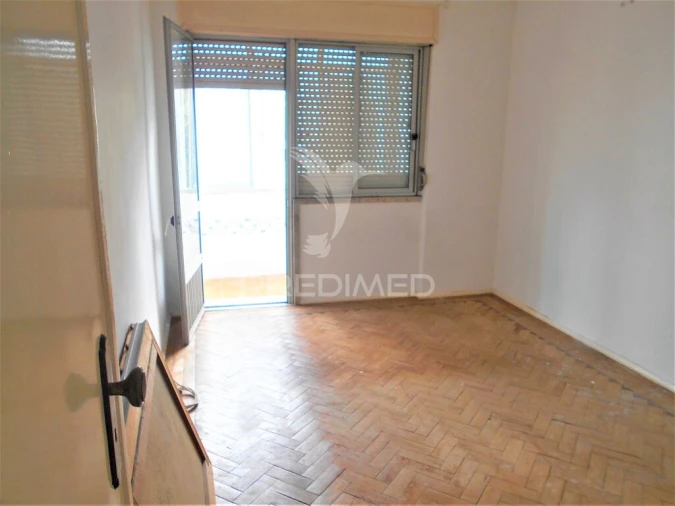 Apartamento T3 para Venda em Agualva e Mira-Sintra Foto 4