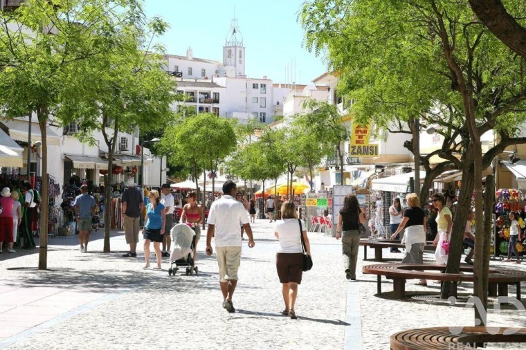 Apartamento T1 para Venda em Albufeira e Olhos de Água Foto 18