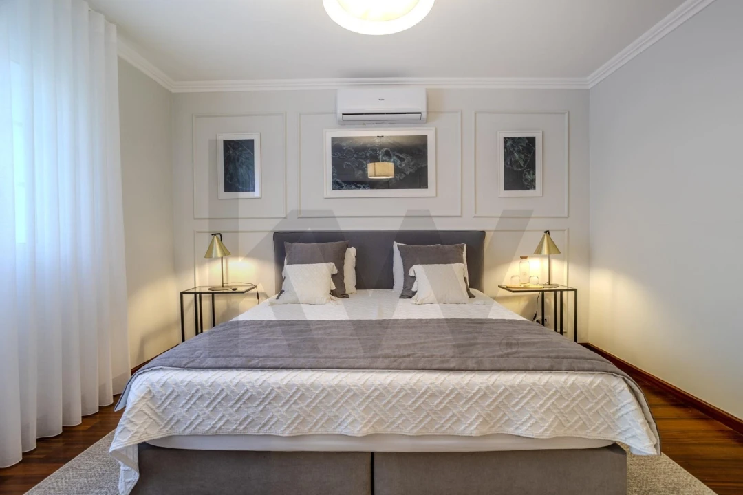 Moradia T7 para Venda em Fenais da Luz Foto 19