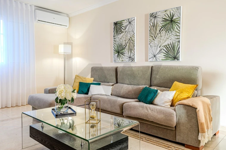 Moradia T7 para Venda em Fenais da Luz Foto 7