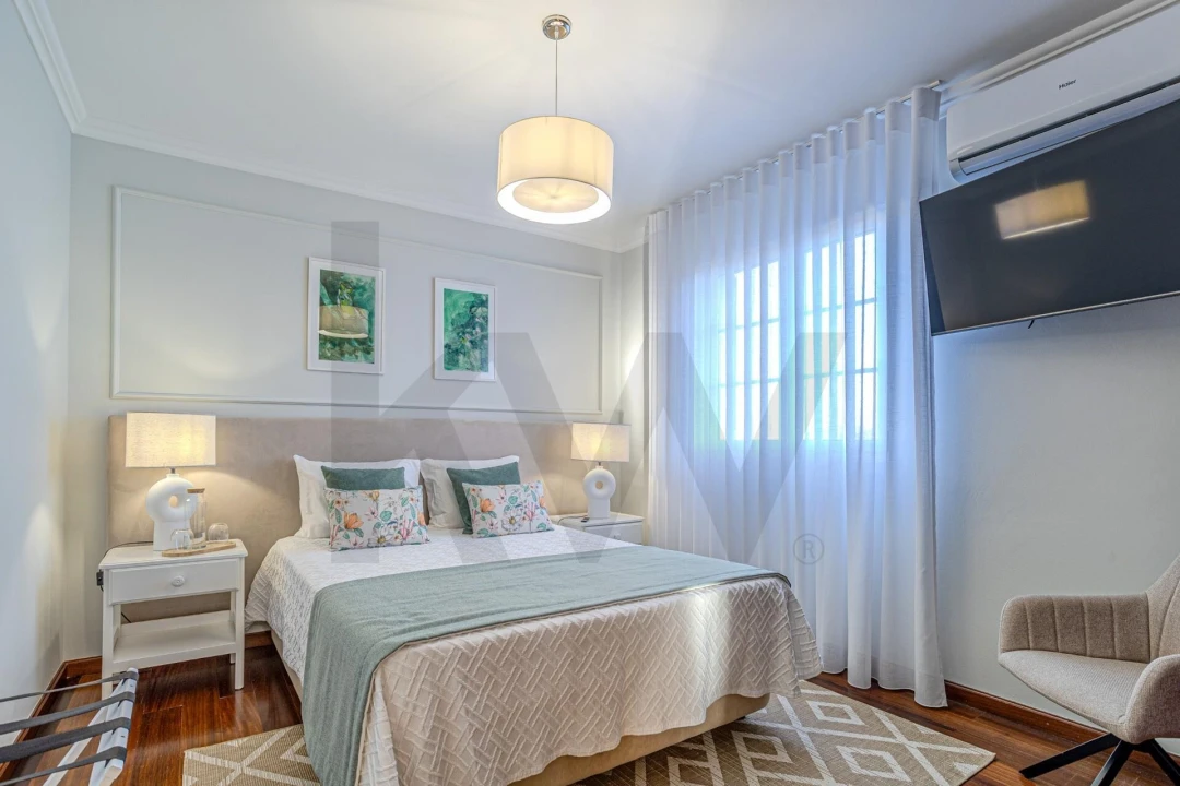 Moradia T7 para Venda em Fenais da Luz Foto 29