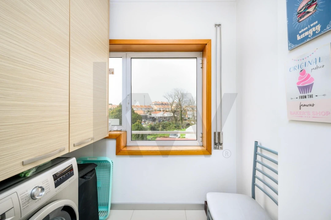 Apartamento T2 para Venda em Canelas Foto 8