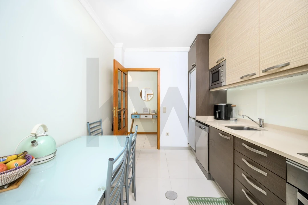 Apartamento T2 para Venda em Canelas Foto 7