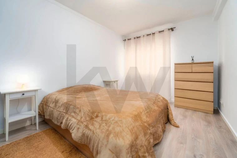 Apartamento T2 para Venda em Olhão Foto 8