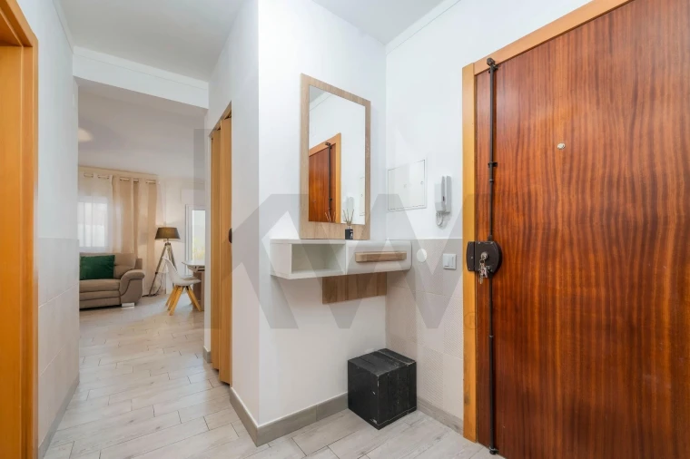 Apartamento T2 para Venda em Olhão Foto 19