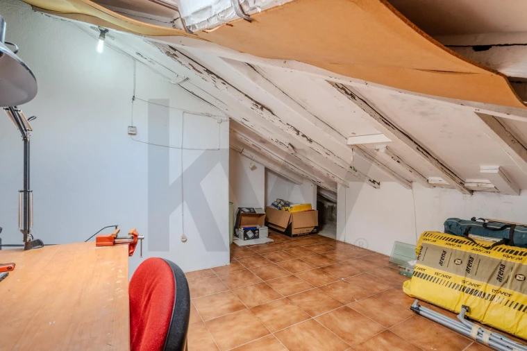 Apartamento T2 para Venda em Queluz e Belas Foto 35