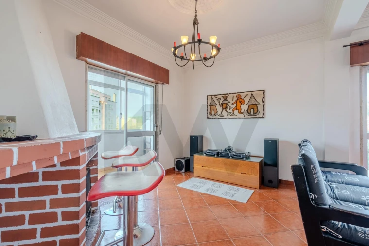 Apartamento T2 para Venda em Queluz e Belas Foto 15