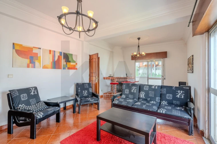 Apartamento T2 para Venda em Queluz e Belas