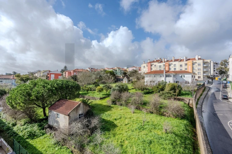 Apartamento T2 para Venda em Queluz e Belas Foto 13