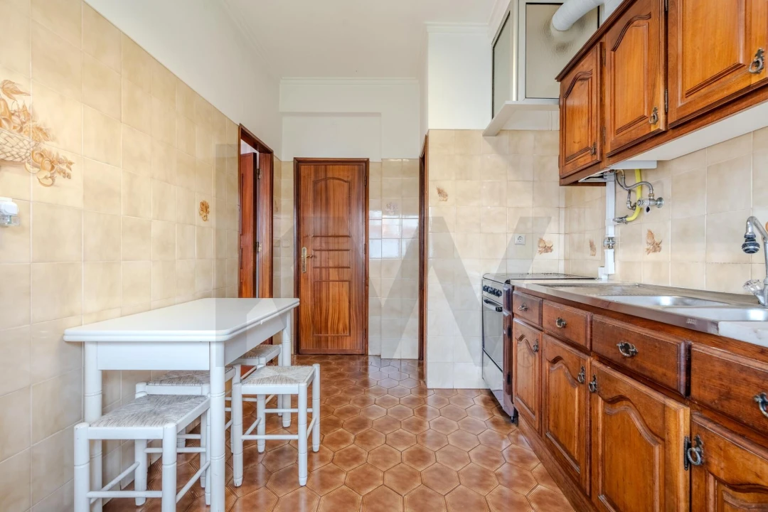 Apartamento T2 para Venda em Queluz e Belas Foto 19