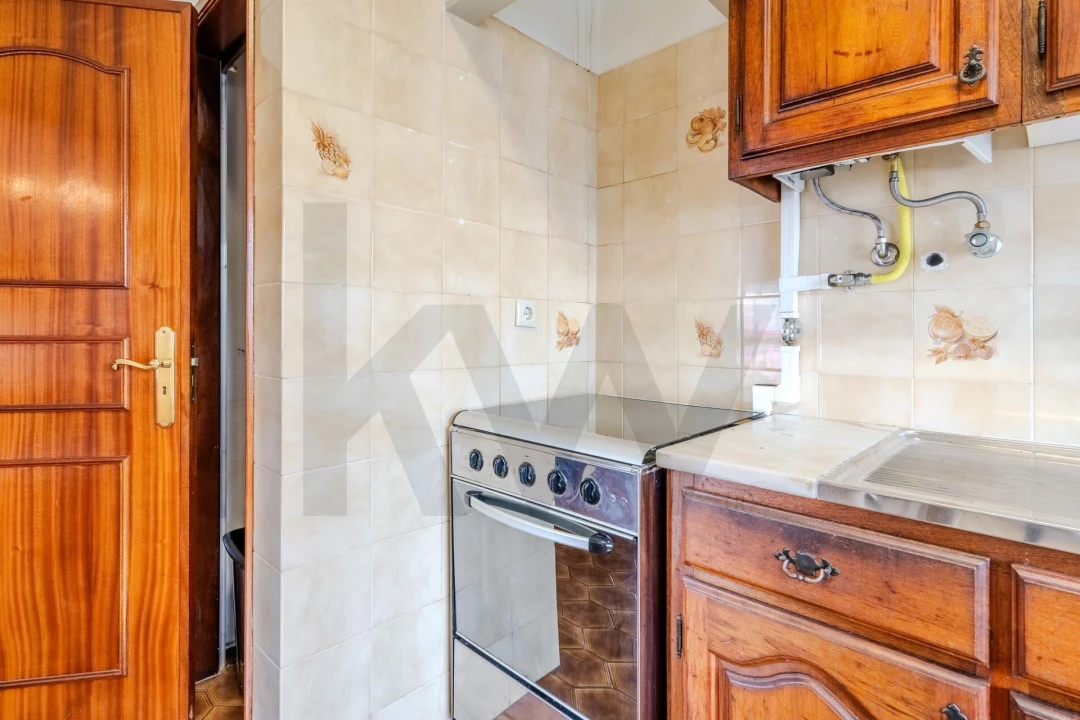 Apartamento T2 para Venda em Queluz e Belas Foto 20