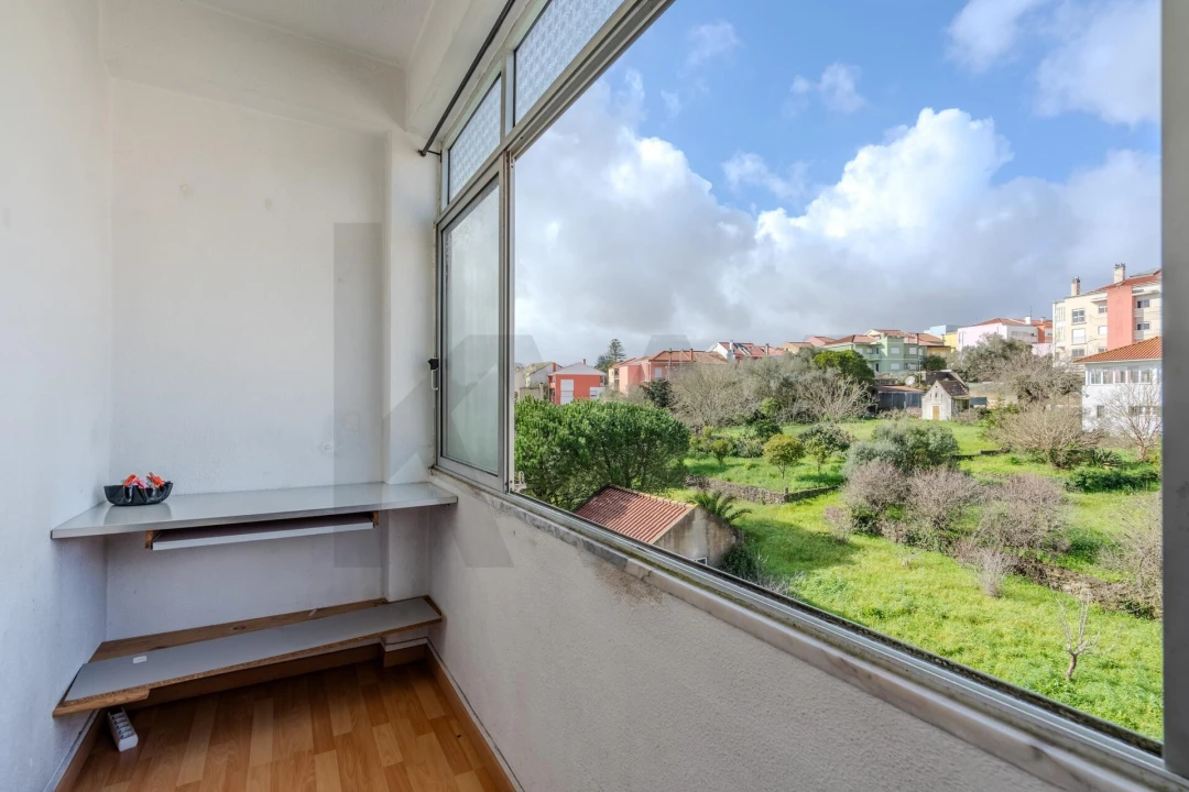 Apartamento T2 para Venda em Queluz e Belas Foto 14