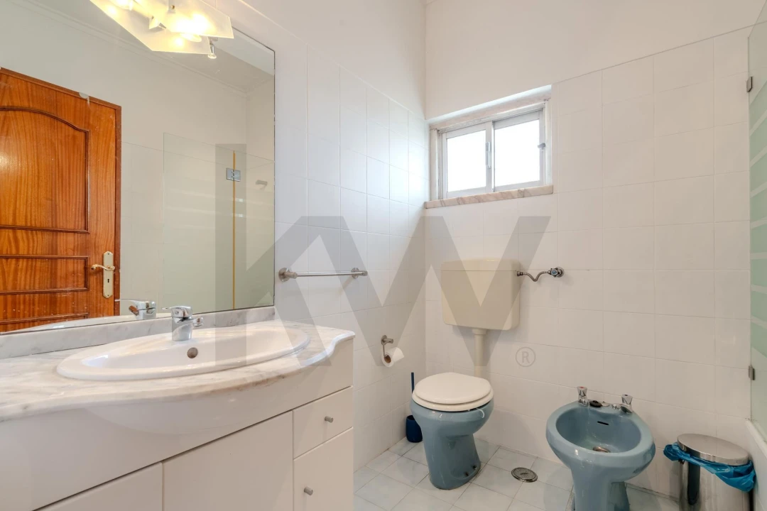 Apartamento T2 para Venda em Queluz e Belas Foto 25