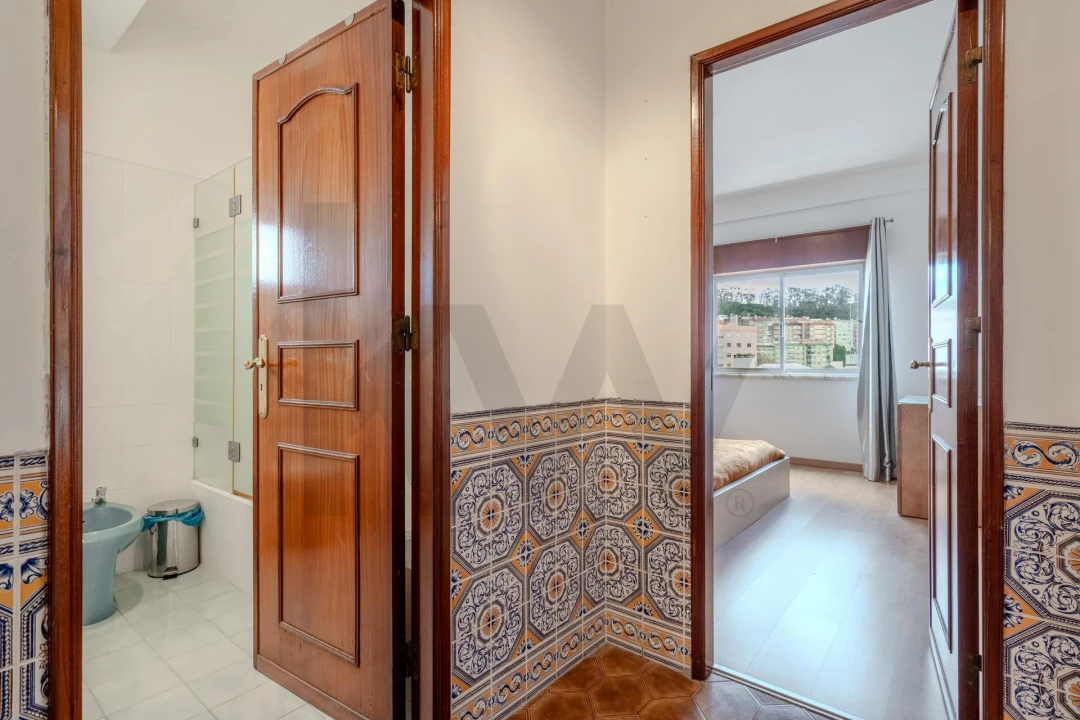 Apartamento T2 para Venda em Queluz e Belas Foto 21