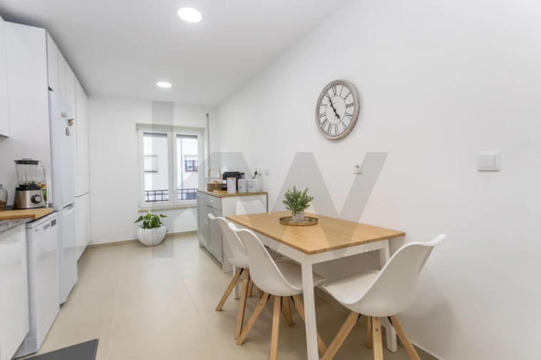 Apartamento T3 para Venda em Sesimbra (Castelo) Foto 5