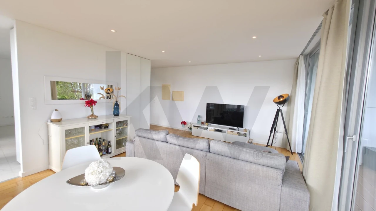 Apartamento T3 para Venda em Pico da Pedra Foto 3