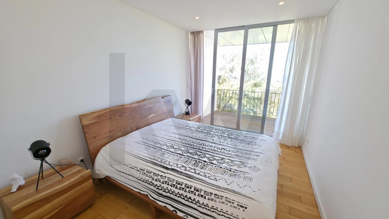 Apartamento T3 para Venda em Pico da Pedra Foto 10