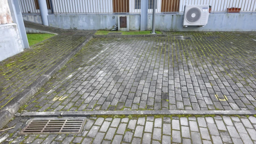 Apartamento T3 para Venda em Pico da Pedra Foto 29