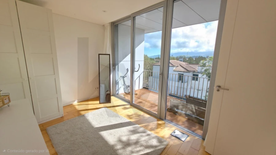 Apartamento T3 para Venda em Pico da Pedra Foto 14