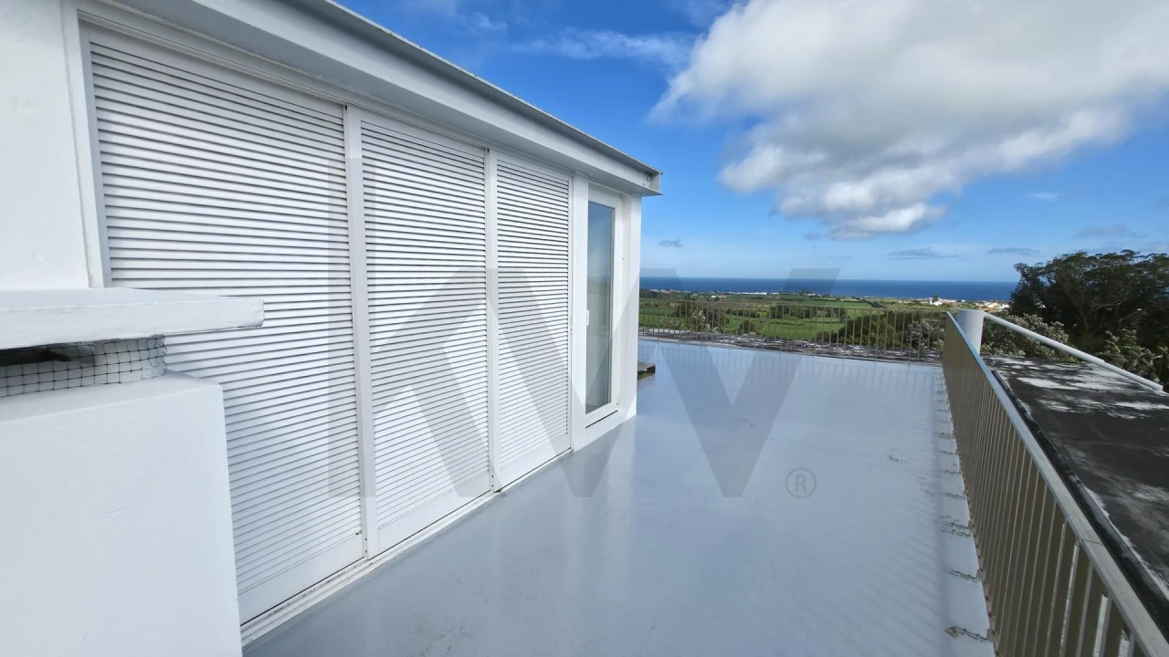 Apartamento T3 para Venda em Pico da Pedra Foto 24