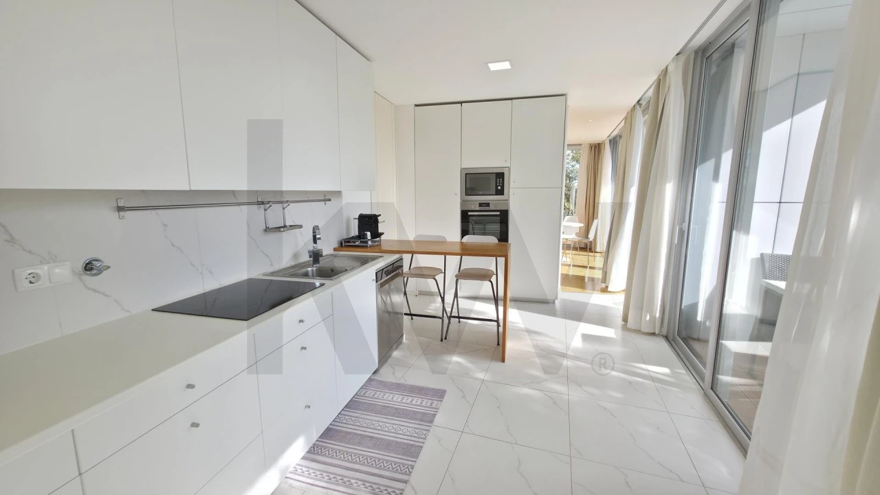 Apartamento T3 para Venda em Pico da Pedra Foto 4