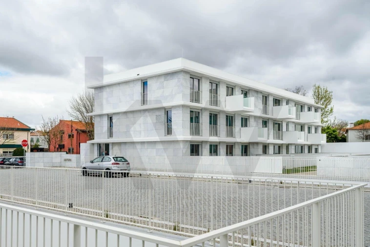 Apartamento T1 para Arrendamento em São Mamede de Infesta e Senhora da Hora Foto 14