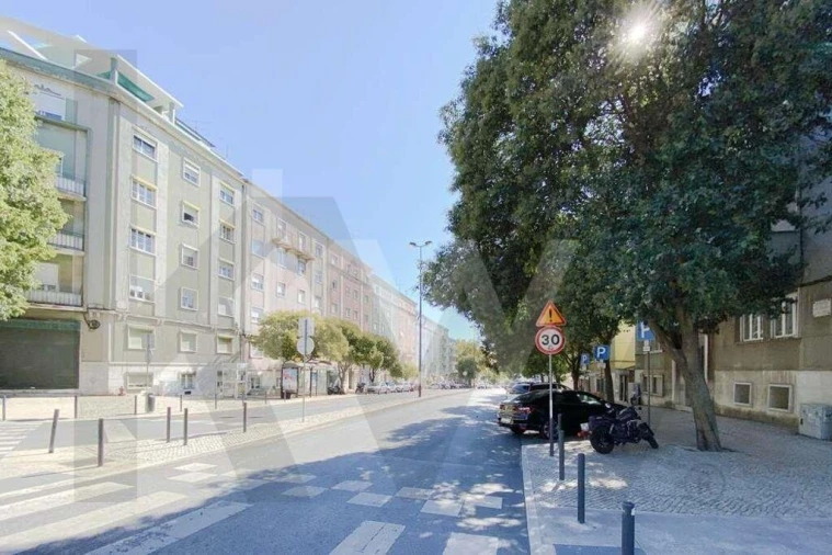 Loja para Arrendamento em Penha de França Foto 13