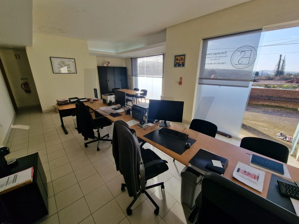 Loja para Venda em São João da Madeira Foto 2