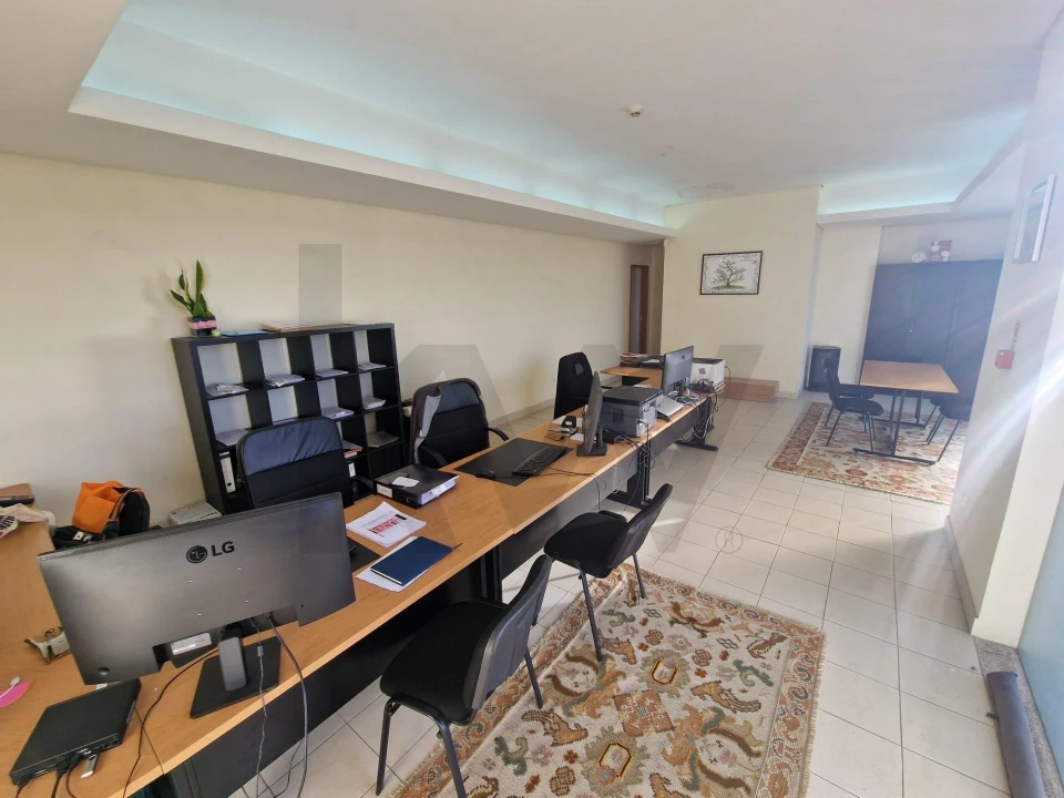 Loja para Venda em São João da Madeira Foto 4