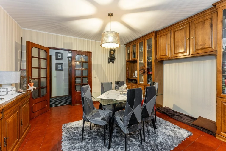 Apartamento T2 para Venda em Mafamude e Vilar do Paraíso Foto 14