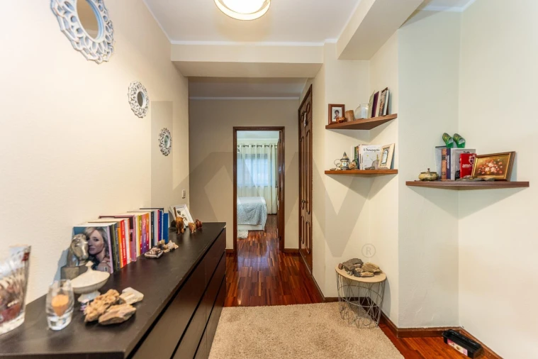 Apartamento T2 para Venda em Mafamude e Vilar do Paraíso Foto 16