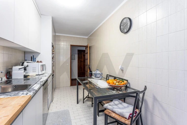 Apartamento T2 para Venda em Mafamude e Vilar do Paraíso Foto 6