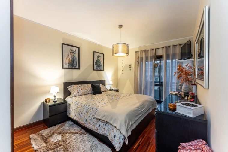 Apartamento T2 para Venda em Mafamude e Vilar do Paraíso Foto 22