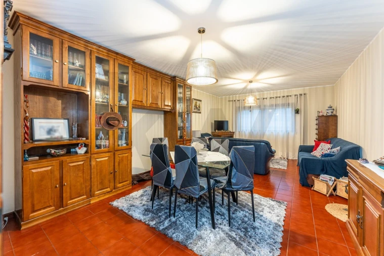 Apartamento T2 para Venda em Mafamude e Vilar do Paraíso Foto 10