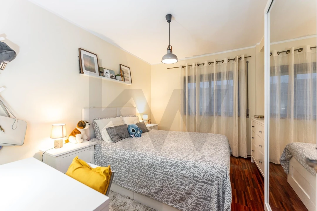 Apartamento T2 para Venda em Mafamude e Vilar do Paraíso Foto 24