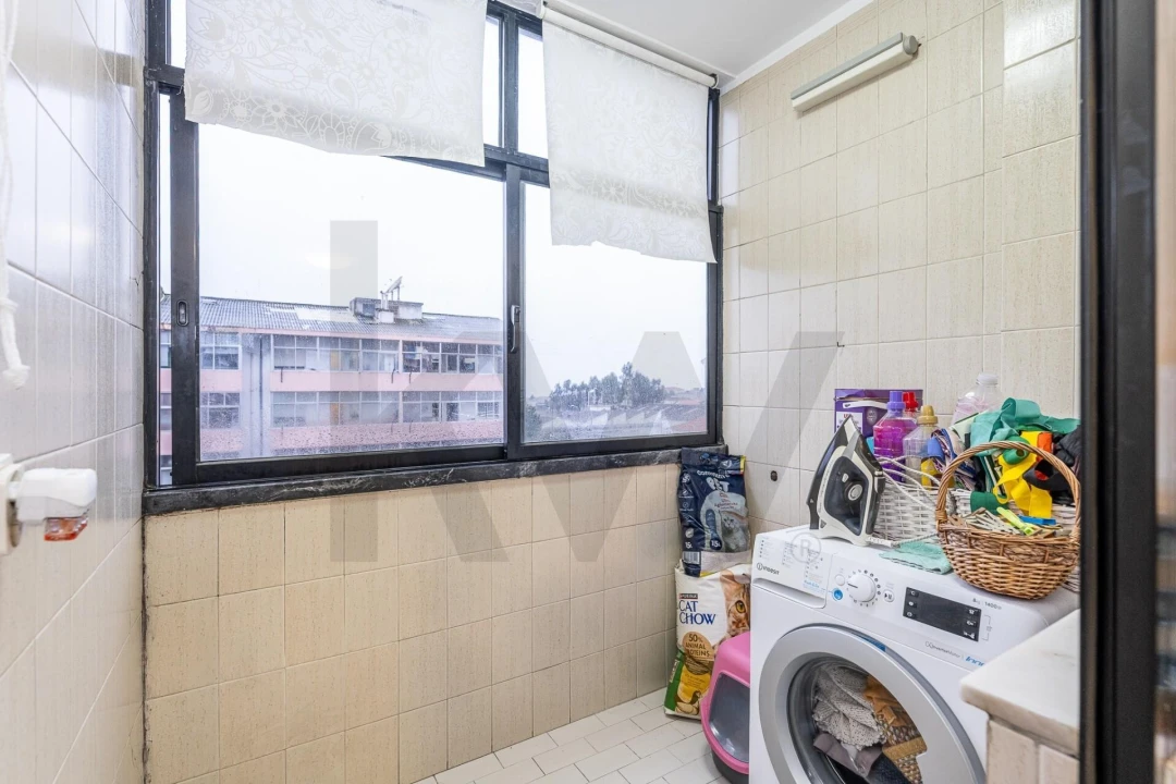 Apartamento T2 para Venda em Mafamude e Vilar do Paraíso Foto 4