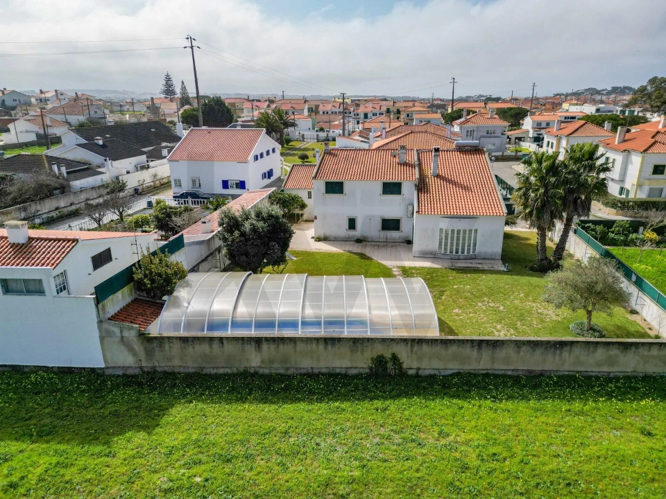 Moradia T6 para Venda em Santa Maria e São Miguel, São Martinho, São Pedro Penaferrim Foto 1