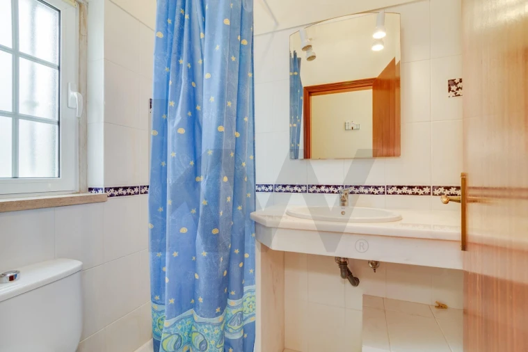 Moradia T6 para Venda em Santa Maria e São Miguel, São Martinho, São Pedro Penaferrim Foto 43