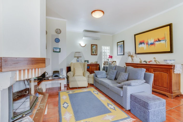 Moradia T6 para Venda em Santa Maria e São Miguel, São Martinho, São Pedro Penaferrim Foto 3