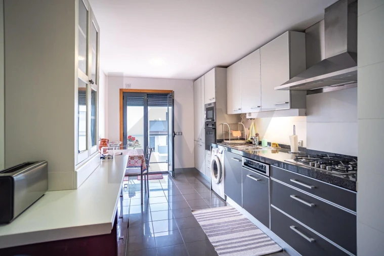 Apartamento T2 para Venda em Seixal, Arrentela e Aldeia de Paio Pires Foto 3