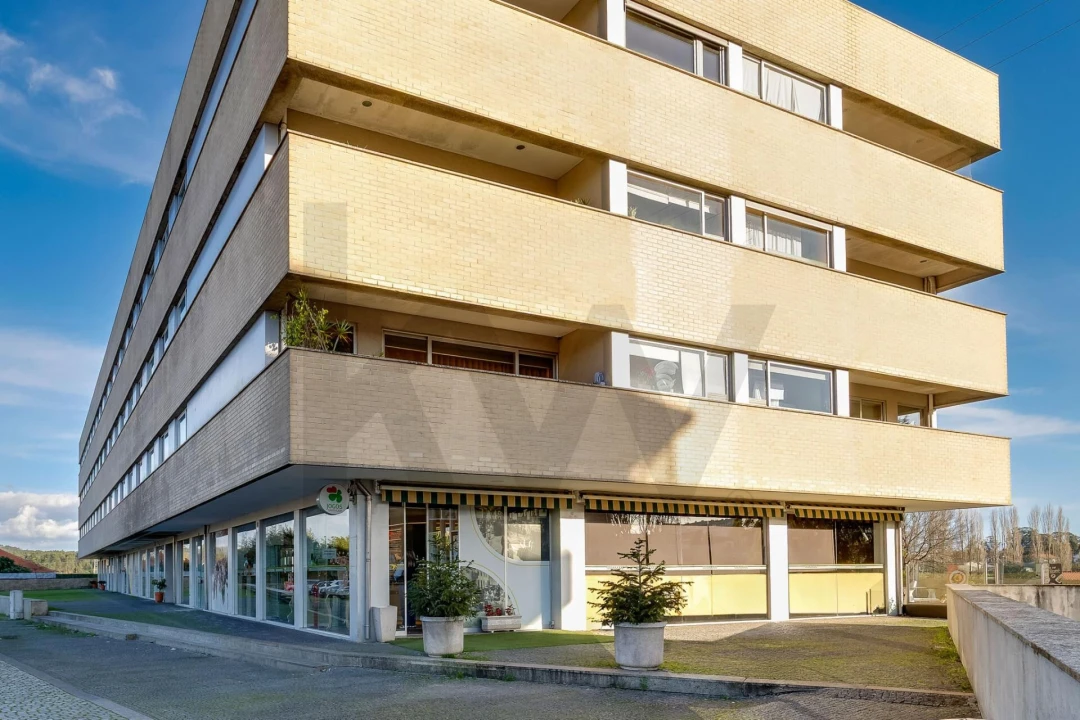 Negócio para Trespasse em Castêlo da Maia Foto 3