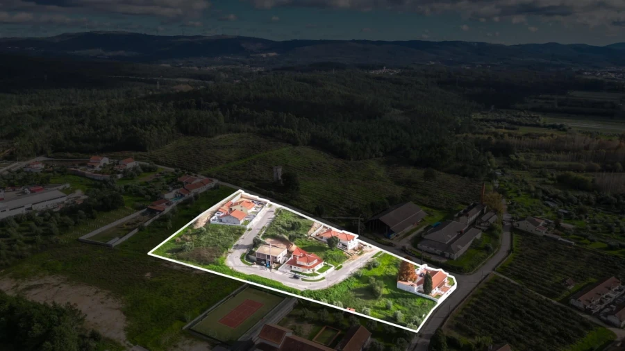 Terreno para Venda em Soure Foto 1