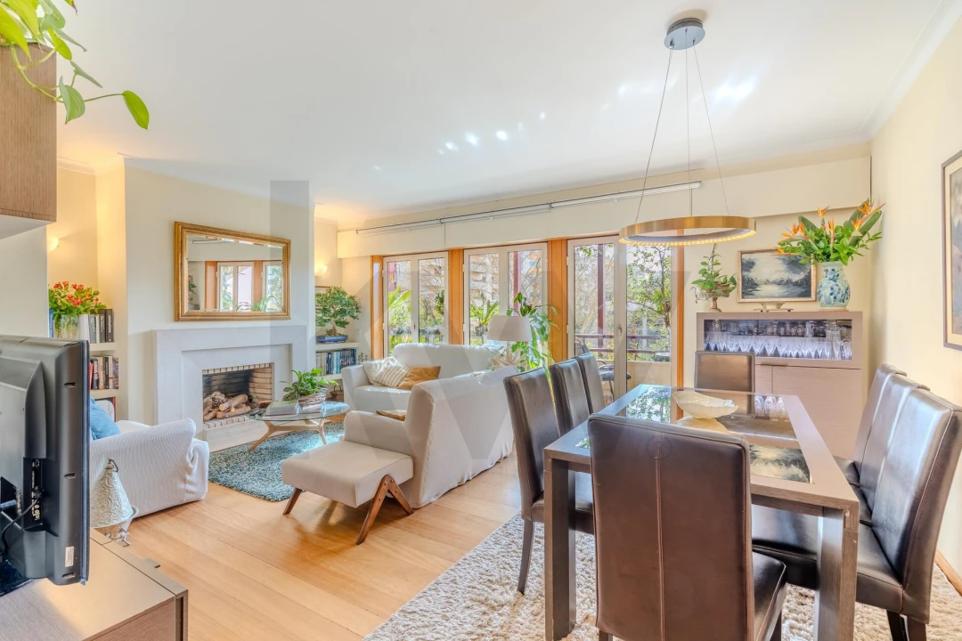 Apartamento T3 para Venda em Lumiar Foto 1