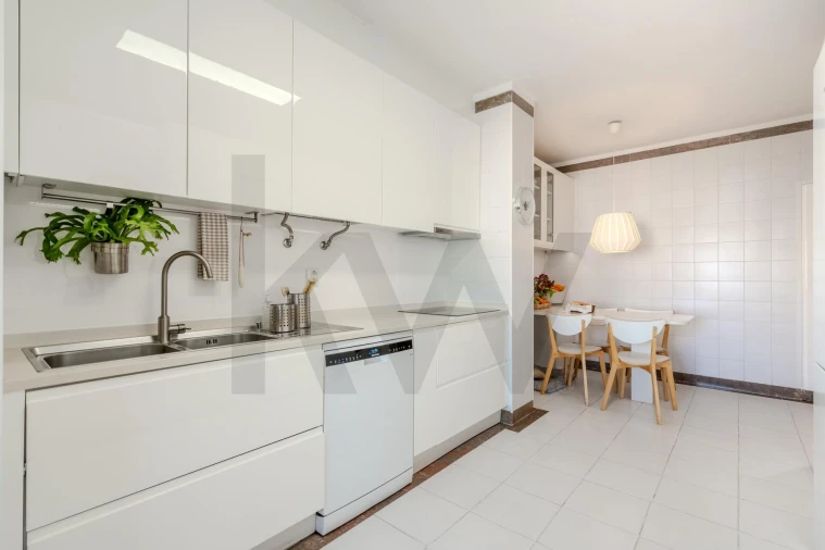 Apartamento T3 para Venda em Lumiar Foto 15