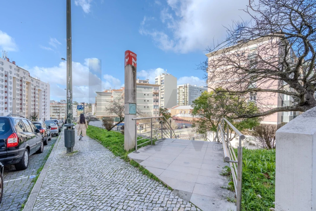 Apartamento T3 para Venda em Lumiar Foto 55