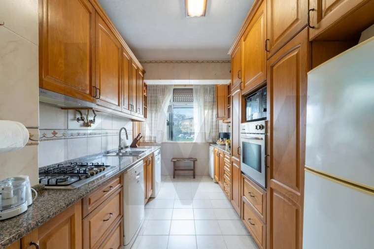 Apartamento T3 para Venda em Olivais Foto 5