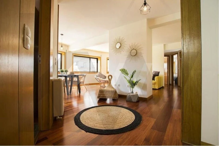 Apartamento T3 para Arrendamento em Requeixo, Nossa Senhora de Fátima e Nariz Foto 1